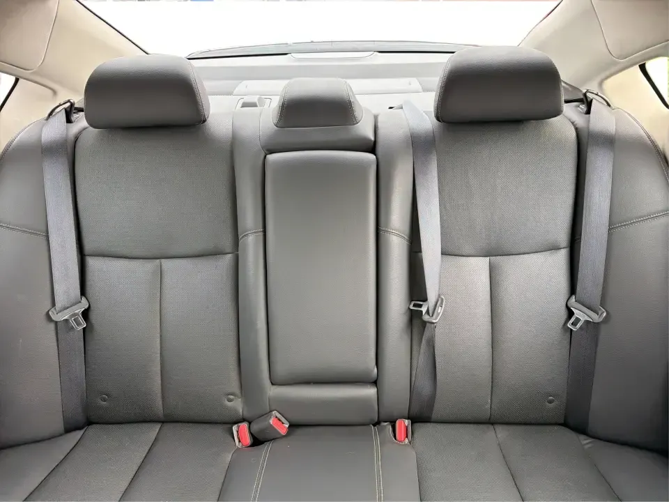 2016 Nissan Altima 2.5 SL (1N4AL3AP1GC) with an 2.5L I-4 DOHC engine, CVT transmission, located at 880 E. National Road, Vandalia, OH, 45377, (937) 908-9800, 39.891918, -84.183594 - Whether you're a Dayton-area commuter stacking highway miles, a busy parent shuttling kids between school and practice, or a weekend road-trip planner who wants comfort without overspending, this **2016 Nissan Altima 2.5 SL** is built for real life. With a sleek **Super Black** exterior and an upsca - Photo#14