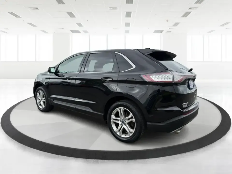 2018 Ford Edge Titanium (2FMPK4K82JB) with an 3.5L V6 DOHC 24V engine, 6A transmission, located at 1951 S Dayton Lakeview Rd., New Carlisle, OH, 45344, (937) 908-9800, 39.890999, -84.050255 - Need one SUV that can handle Ohio weather, keep the family comfortable, and still feel upscale for your daily commute? This 2018 Ford Edge Titanium in Shadow Black is built for real life-school runs, I-75 commuting, and weekend getaways to places like Charleston Falls Preserve-while giving you the p - Photo#4