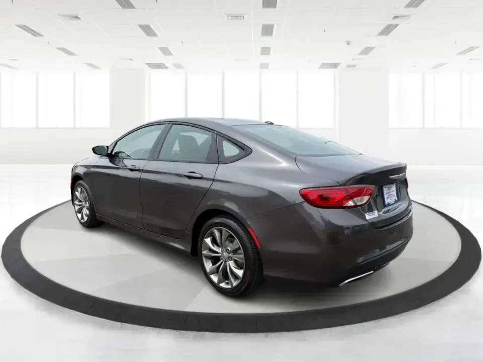 2015 Chrysler 200 S (1C3CCCBG7FN) with an 3.6L V6 DOHC 24V FFV engine, 9-Speed Automatic transmission, located at 8750 N County Rd 25A, Piqua, OH, 45356, (937) 908-9800, 40.164391, -84.232513 - Need a smart, comfortable sedan for the weekday commute up I-75, quick errands around Piqua, and the occasional road trip to Dayton or Troy? This 2015 Chrysler 200 S delivers the kind of smooth V6 power, upscale comfort, and everyday practicality that fits real life-whether you're a busy parent shut - Photo#4