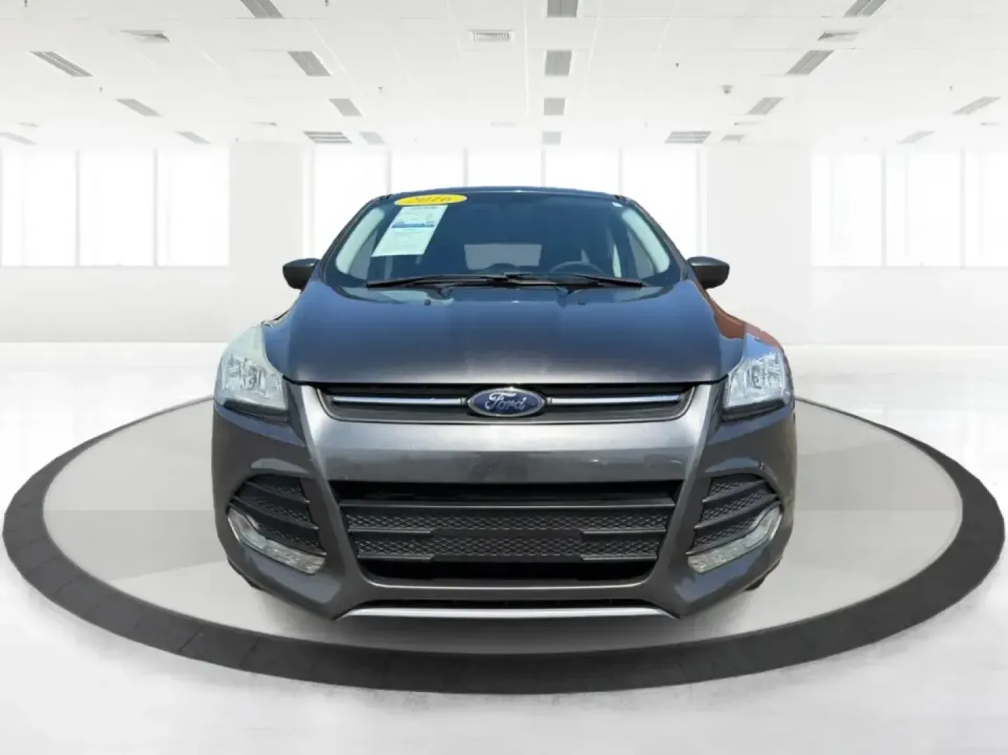 2016 Ford Escape SE (1FMCU0G77GU) with an 2.5L L4 DOHC 16V engine, 6-Speed Automatic transmission, located at 4508 South Dixie Dr, Moraine, OH, 45439, (937) 908-9800, 39.689976, -84.218452 - Whether you're commuting up and down South Dixie Drive, running errands between Moraine and Dayton, or packing up for a weekend getaway, this 2016 Ford Escape SE is the kind of practical SUV that fits real life. It's easy to park, comfortable for daily driving, and versatile enough for everything fr - Photo#7