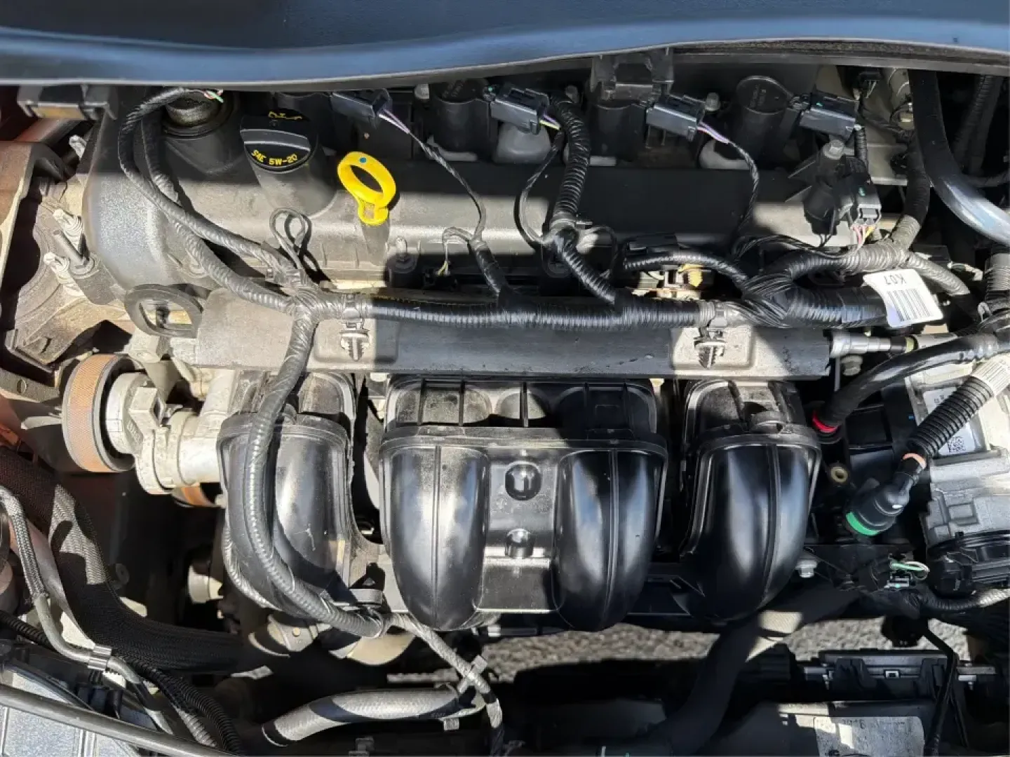 2016 Ford Escape SE (1FMCU0G77GU) with an 2.5L L4 DOHC 16V engine, 6-Speed Automatic transmission, located at 4508 South Dixie Dr, Moraine, OH, 45439, (937) 908-9800, 39.689976, -84.218452 - Whether you're commuting up and down South Dixie Drive, running errands between Moraine and Dayton, or packing up for a weekend getaway, this 2016 Ford Escape SE is the kind of practical SUV that fits real life. It's easy to park, comfortable for daily driving, and versatile enough for everything fr - Photo#11