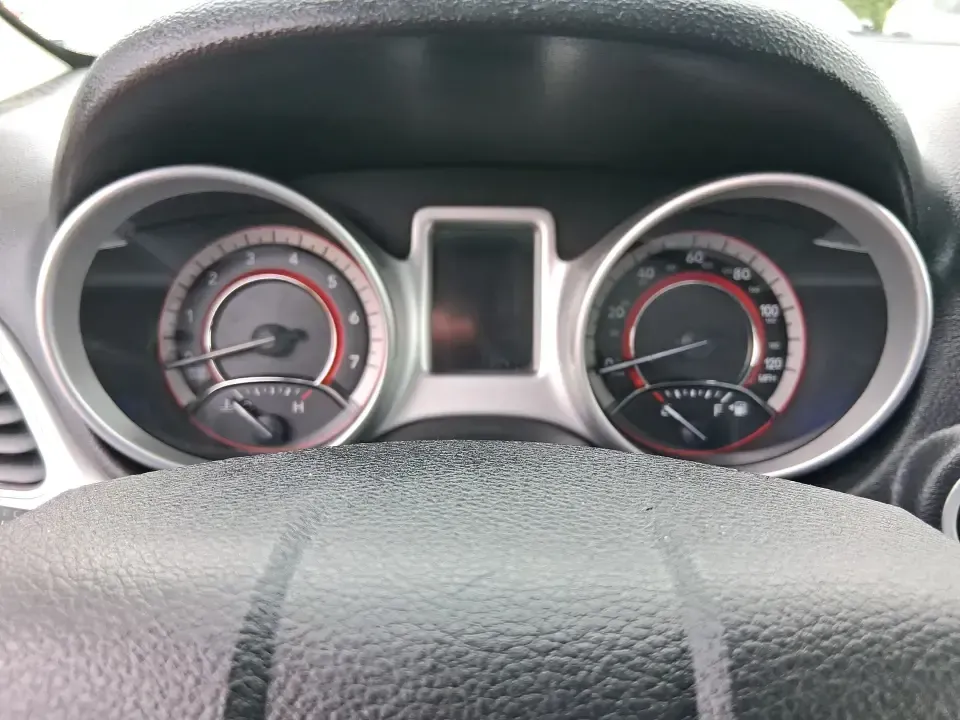 2016 Dodge Journey SXT (3C4PDCBB9GT) with an 2.4L L6 DOHC 16V engine, 4A transmission, located at 1230 East Main St, Xenia, OH, 45385, (937) 908-9800, 39.688026, -83.910172 - Pack up the kids, load the groceries, or point the nose toward a weekend getaway at John Bryan State Park-this 2016 Dodge Journey SXT is the kind of practical SUV that fits real life in and around Xenia. With three-row flexibility, a comfortable ride for longer drives, and everyday convenience featu - Photo#15