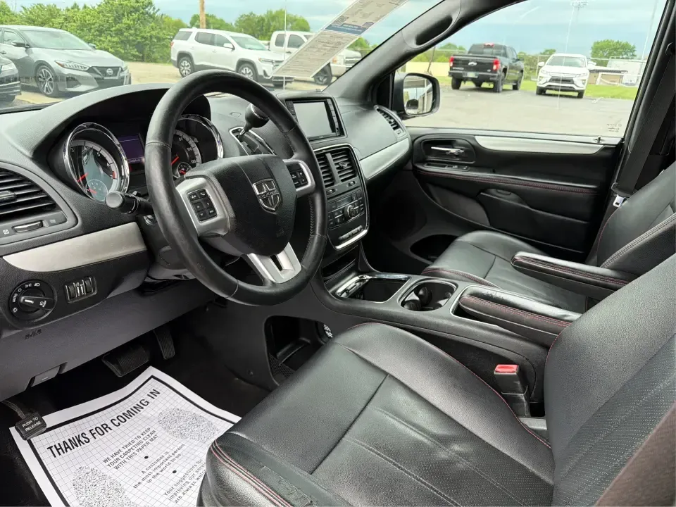 2017 Dodge Grand Caravan GT (2C4RDGEGXHR) with an Pentastar 3.6L V-6 DOHC engine, 6A transmission, located at 8750 N County Rd 25A, Piqua, OH, 45356, (937) 908-9800, 40.164391, -84.232513 - Picture the next family road trip, school drop-off line, or weekend tournament run-everyone comfortable, gear loaded, and the drive feeling easy. This 2017 Dodge Grand Caravan GT is built for real life in West Central Ohio, giving growing families and busy commuters the space, flexibility, and every - Photo#9