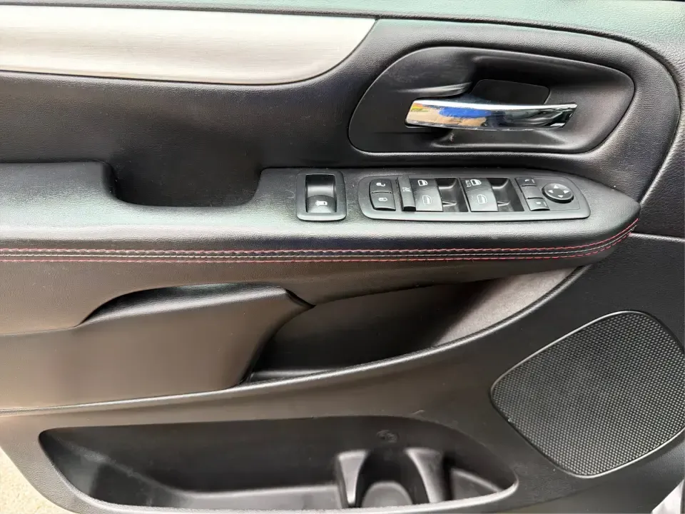 2017 Dodge Grand Caravan GT (2C4RDGEGXHR) with an Pentastar 3.6L V-6 DOHC engine, 6A transmission, located at 8750 N County Rd 25A, Piqua, OH, 45356, (937) 908-9800, 40.164391, -84.232513 - Picture the next family road trip, school drop-off line, or weekend tournament run-everyone comfortable, gear loaded, and the drive feeling easy. This 2017 Dodge Grand Caravan GT is built for real life in West Central Ohio, giving growing families and busy commuters the space, flexibility, and every - Photo#19