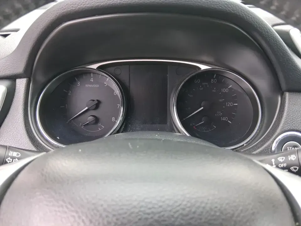 2016 Nissan Rogue SL (5N1AT2MV7GC) with an 2.5L I-4 DOHC engine, CVT transmission, located at 1230 East Main St, Xenia, OH, 45385, (937) 908-9800, 39.688026, -83.910172 - Picture your next Ohio weekend: packing up for John Bryan State Park, cruising out toward Clifton Gorge, or simply making the school run and the daily commute down US-35 feel easier and more comfortable. This 2016 Nissan Rogue SL in eye-catching Cayenne Red is the kind of practical, do-it-all SUV th - Photo#15