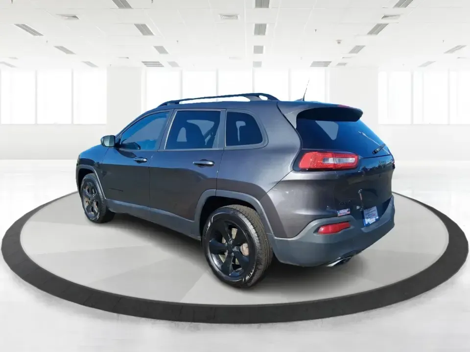 2016 Jeep Cherokee Altitude (1C4PJMCS7GW) with an 3.2L V6 DOHC 24V engine, 9-Speed Automatic transmission, located at 8750 N County Rd 25A, Piqua, OH, 45356, (937) 908-9800, 40.164391, -84.232513 - Pack up the kids, load the cooler, and point the hood toward Indian Lake or a fall weekend at the Piqua Heritage Festival-this 2016 Jeep Cherokee Altitude is the kind of SUV that fits real Ohio life. With confident 4WD/AWD capability, a strong 3.2L V6, and everyday comfort features, it's ideal for c - Photo#4