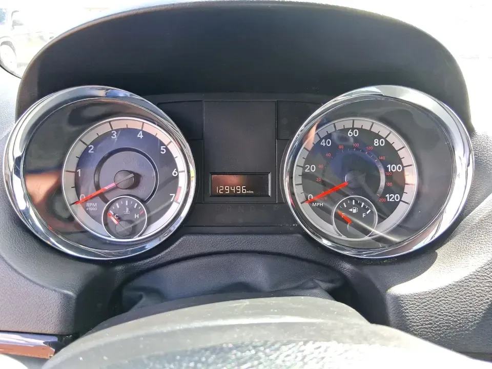 2018 Dodge Grand Caravan SXT (2C4RDGCG5JR) with an Pentastar 3.6L V-6 DOHC engine, 6A transmission, located at 8750 N County Rd 25A, Piqua, OH, 45356, (937) 908-9800, 40.164391, -84.232513 - Road-trip weekends to Indian Lake, daily school drop-offs, and stress-free grocery runs-all get easier when you have a van built for real life. This 2018 Dodge Grand Caravan SXT in Billet Clearcoat is a smart pick for growing families, busy commuters traveling up and down I75, and budget-conscious b - Photo#15