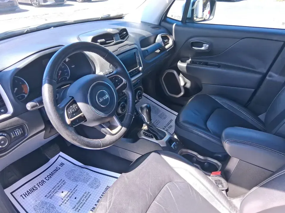 2015 Jeep Renegade Limited (ZACCJADT8FP) with an MultiAir2 Tigershark 2.4L I-4 variable valve contr engine, 9-Speed Automatic transmission, located at 401 Woodman Dr, Riverside, OH, 45431, (937) 908-9800, 39.760899, -84.123421 - Weekend plans, daily commutes, and last-minute road trips feel a lot easier when you've got a compact SUV that fits downtown parking spots but still has the confidence for I-675 and the back roads around the Miami Valley. This 2015 Jeep Renegade Limited is a smart pick for drivers who want SUV versa - Photo#9
