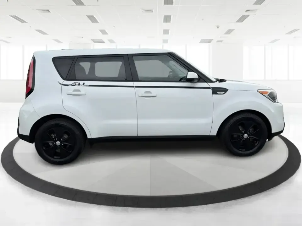 2014 Kia Soul Base (KNDJN2A20E7) with an 1.6L L4 DOHC 16V engine, located at 1184 Kauffman Ave, Fairborn, OH, 45324, (937) 908-9800, 39.807072, -84.030914 - Need a practical, easy-to-park commuter that can also handle grocery runs, campus life, and weekend trips around the Miami Valley? This 2014 Kia Soul Base in bright White delivers the kind of everyday versatility that fits real life in Fairborn-whether you're commuting to Wright-Patterson AFB, headi - Photo#1