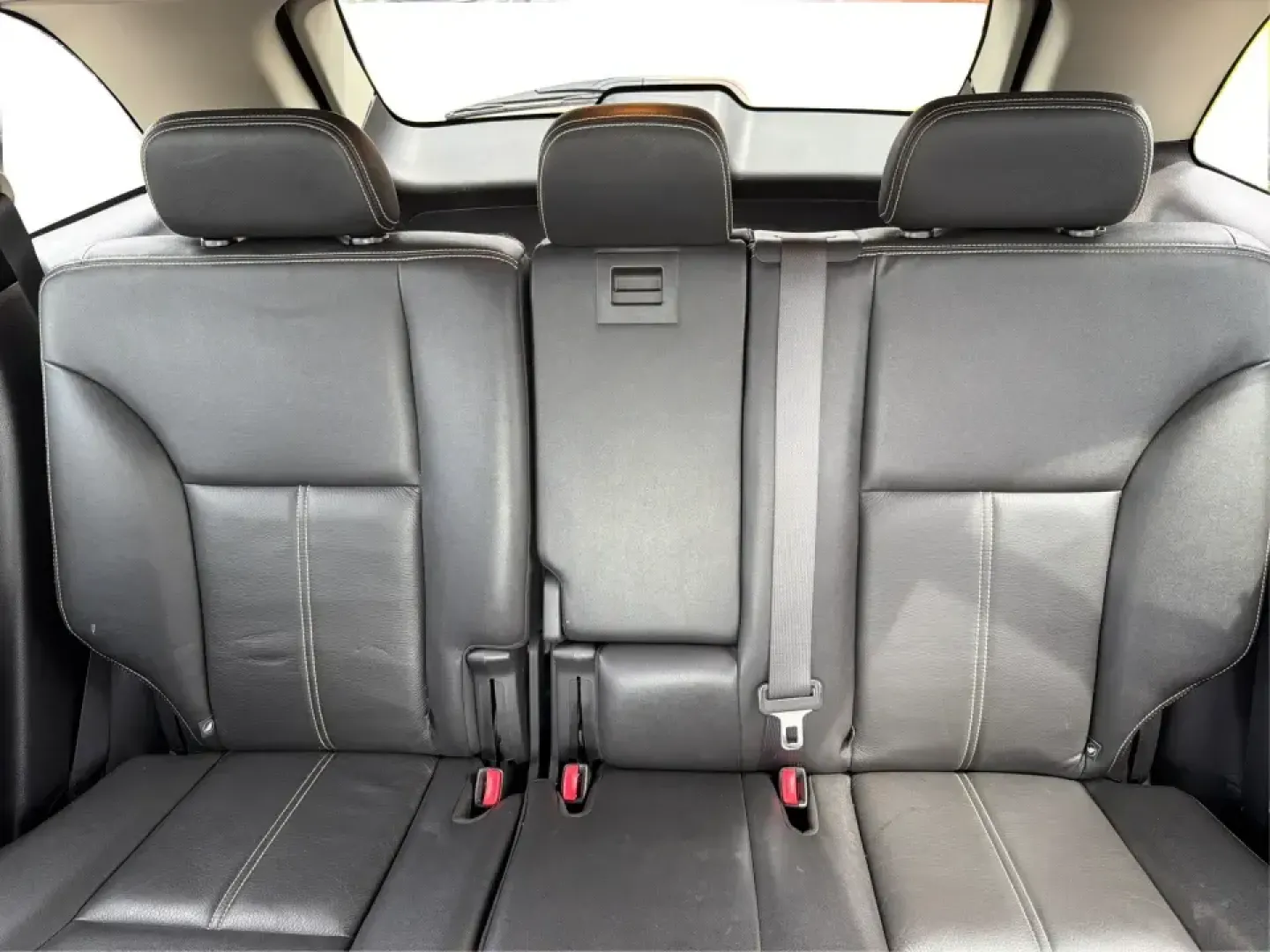 2007 Ford Edge SEL Plus (2FMDK39CX7B) with an Duratec 3.5L V-6 DOHC engine, 6-Speed Automatic Overdrive transmission, located at 880 E. National Road, Vandalia, OH, 45377, (937) 908-9800, 39.891918, -84.183594 - Need a comfortable, confident SUV for daily commuting on I75, school drop-offs, or weekend runs to Englewood MetroPark? This 2007 Ford Edge SEL Plus blends roomy practicality with upscale touches, making it a smart pick for drivers who want an easy-to-live-with crossover that fits real life in Vanda - Photo#14