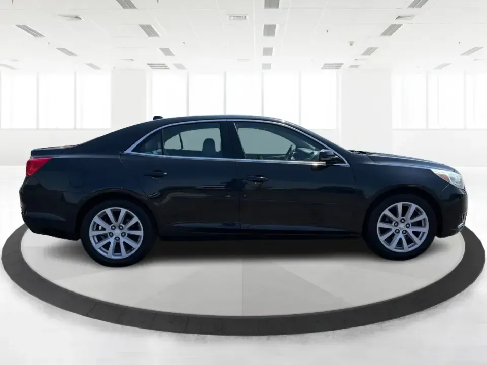 2013 Chevrolet Malibu 2LT (1G11E5SA0DF) with an ECOTEC 2.5L I-4 gasoline direct injection engine, 6-Speed Automatic transmission, located at 880 E. National Road, Vandalia, OH, 45377, (937) 908-9800, 39.891918, -84.183594 - Need a dependable sedan for the daily commute up I75, quick school drop-offs, and comfortable weekend drives to the Dayton Art Institute or a Dragons game? This 2013 Chevrolet Malibu 2LT in Black Granite Metallic fits the real-life routine of busy families, first-time buyers, and budget-conscious dr - Photo#1