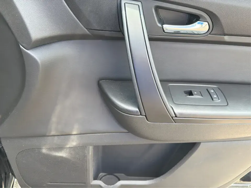 2016 GMC Acadia SLE-2 (1GKKVPKD1GJ) with an 3.6L V-6 gasoline direct injection engine, 6A transmission, located at 401 Woodman Dr, Riverside, OH, 45431, (937) 908-9800, 39.760899, -84.123421 - Need one SUV that can handle school drop-offs, long commutes, and weekend getaways to the MetroParks without feeling cramped? This 2016 GMC Acadia SLE-2 in Ebony Twilight Metallic is a smart fit for busy families and active drivers who want three-row flexibility, confident traction, and everyday com - Photo#19
