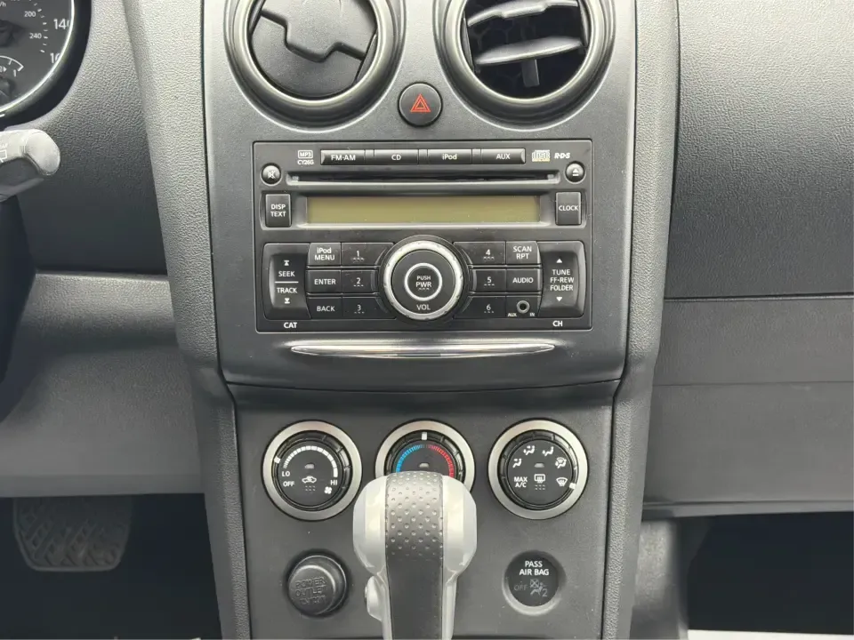 2012 Nissan Rogue S (JN8AS5MV2CW) with an 2.5L I-4 DOHC engine, Continuously Variable Transmission transmission, located at 1230 East Main St, Xenia, OH, 45385, (937) 908-9800, 39.688026, -83.910172 - Weekend getaways to Carillon Historical Park, grocery runs for a growing family, or a steady daily commute down I675 and Route 35-this 2012 Nissan Rogue S is the kind of compact SUV that fits real life in Riverside, Ohio. With its easy-to-park size, versatile cargo space, and confident all-wheel dri - Photo#13