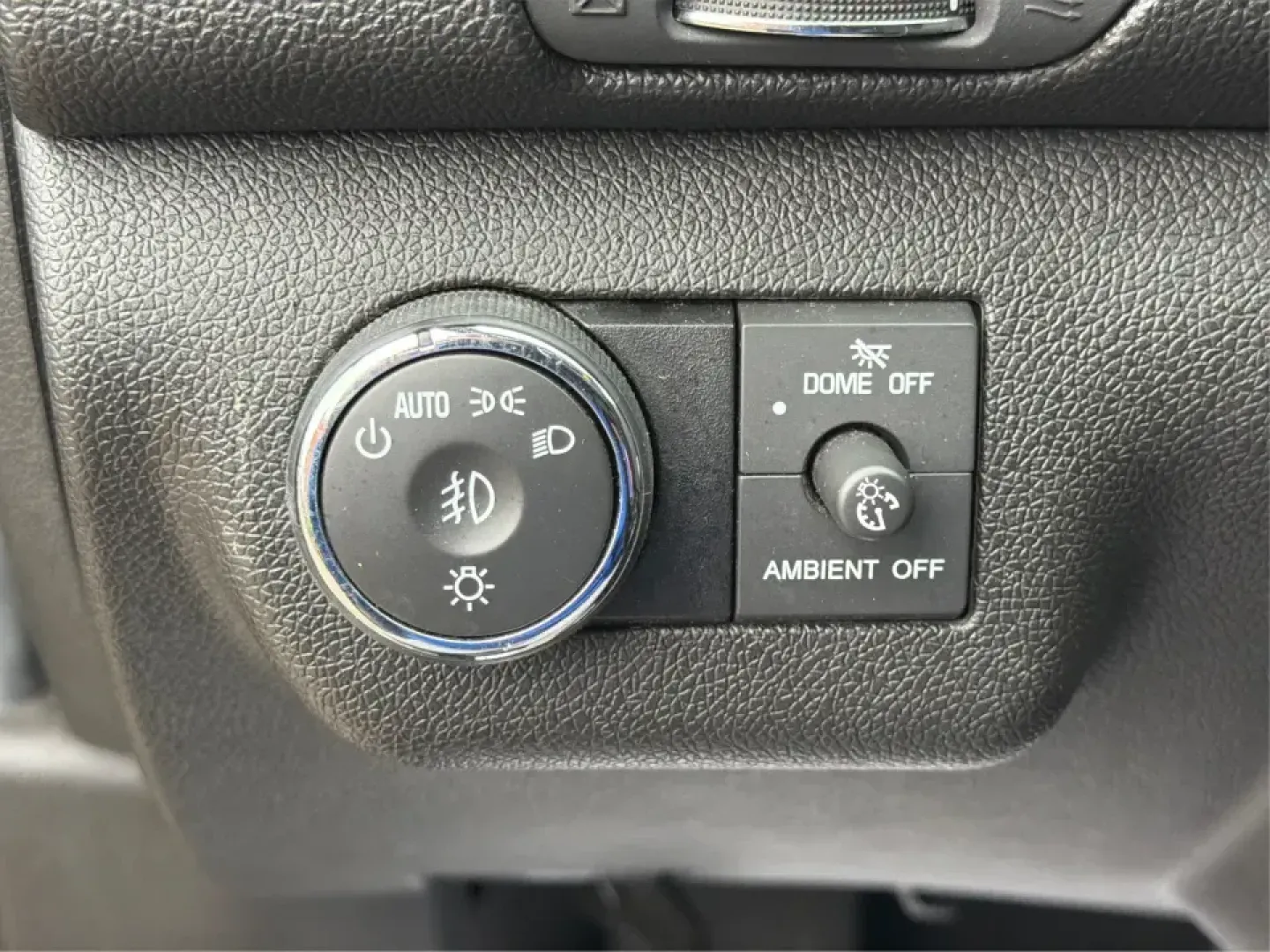 2016 Chevrolet Traverse 1LT (1GNKRGKD1GJ) with an 3.6L V-6 gasoline direct injection engine, 6A transmission, located at 8750 N County Rd 25A, Piqua, OH, 45356, (937) 908-9800, 40.164391, -84.232513 - Load up the kids, the cooler, and the weekend plans-this 2016 Chevrolet Traverse 1LT is the kind of family-ready SUV that makes school runs, long commutes, and Ohio road trips feel simpler. With three-row flexibility, a confident 3.6L V6, and everyday comfort features, it's a smart pick for growing- Photo#17