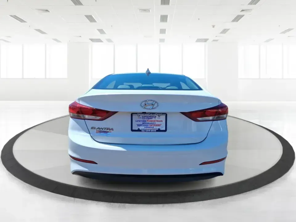 2017 Hyundai Elantra SE (5NPD84LF7HH) with an Nu 2L I-4 DOHC engine, 6A transmission, located at 880 E. National Road, Vandalia, OH, 45377, (937) 908-9800, 39.891918, -84.183594 - Need a smart, efficient sedan for the daily commute from Vandalia to Dayton, quick school drop-offs, or weekend runs out to the National Museum of the U.S. Air Force? This 2017 Hyundai Elantra SE is the kind of practical, comfortable ride that fits real life-easy to park, easy to drive, and efficien - Photo#3