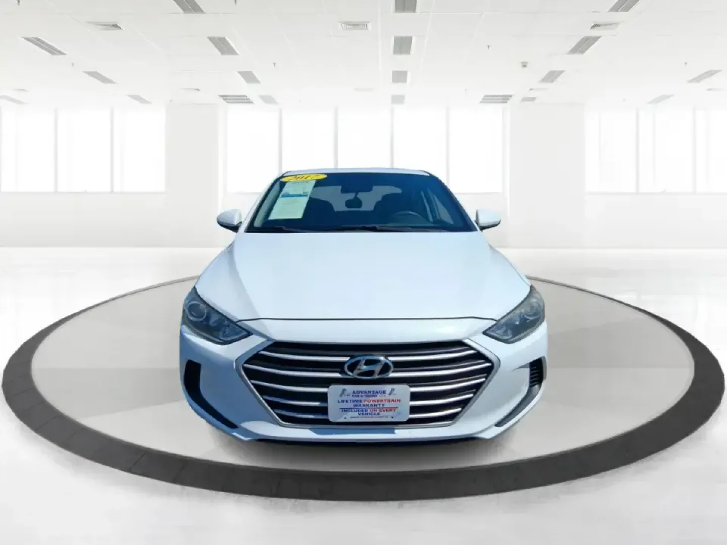 2017 Hyundai Elantra Limited (5NPD84LF7HH) with an 1.8L L4 DOHC 16V engine, 6A transmission, located at 880 E. National Road, Vandalia, OH, 45377, (937) 908-9800, 39.891918, -84.183594 - If your week is packed with commutes up I75, school drop-offs, and quick errands between Vandalia and Dayton, this 2017 Hyundai Elantra SE is the kind of practical, comfortable sedan that fits real life-easy to park, efficient for daily driving, and roomy enough for groceries, gear, or a couple of c- Photo#7