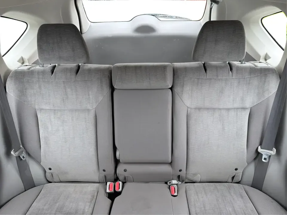 2014 Honda CR-V LX (2HKRM4H30EH) with an 2.4L I-4 DOHC engine, 5-Speed Automatic transmission, located at 401 Woodman Dr, Riverside, OH, 45431, (937) 908-9800, 39.760899, -84.123421 - Picture your next weekend: a quick run down Woodman Dr for errands, a family day at Riverscape MetroPark, or an easy I675 commute with room for groceries, strollers, and sports gear. This 2014 Honda CRV LX in Twilight Blue Metallic is the kind of practical SUV that fits real life in Riverside, Ohio- - Photo#13