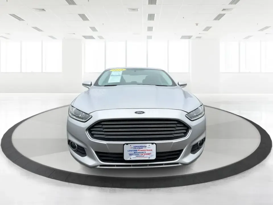 2014 Ford Fusion SE (3FA6P0H90ER) with an 2.0L L4 DOHC 16V engine, located at 1951 S Dayton Lakeview Rd., New Carlisle, OH, 45344, (937) 908-9800, 39.890999, -84.050255 - Need a smart, comfortable sedan for the daily drive from New Carlisle to Dayton, Wright-Patterson AFB, or Springfield-plus something that's still enjoyable for weekend trips to Buck Creek or an evening out near The Greene? This 2014 Ford Fusion SE blends commuter-friendly efficiency with upscale fea - Photo#7