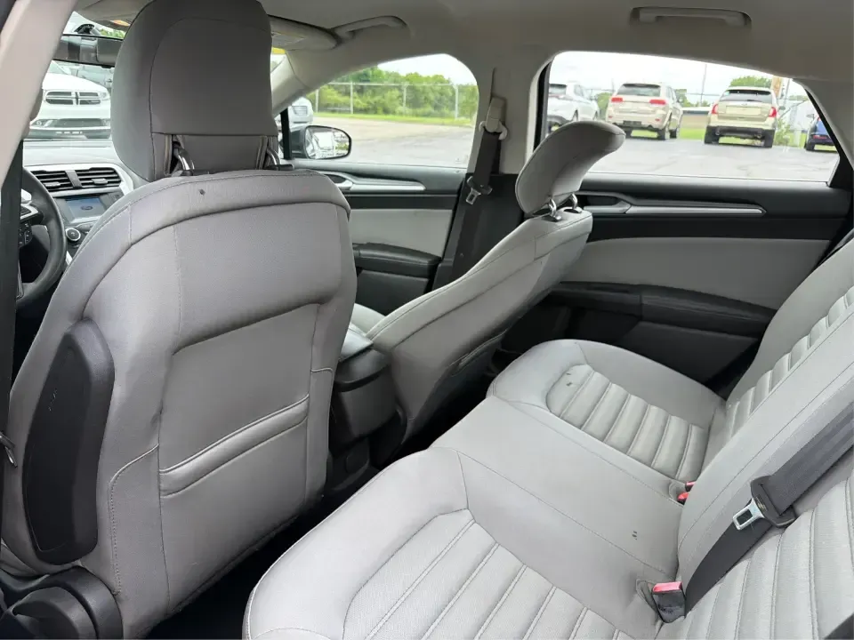 2014 Ford Fusion S (3FA6P0G78ER) with an Duratec 2.5L I-4 DOHC engine, located at 8750 N County Rd 25A, Piqua, OH, 45356, (937) 908-9800, 40.164391, -84.232513 - Are you on the hunt for a reliable sedan that fits seamlessly into your everyday life? Look no further than this stunning 2014 Ford Fusion S, available now at Advantage Car and Credit in Fairborn, OH. This vehicle is the perfect choice for budget-conscious buyers or families needing a dependable rid - Photo#10