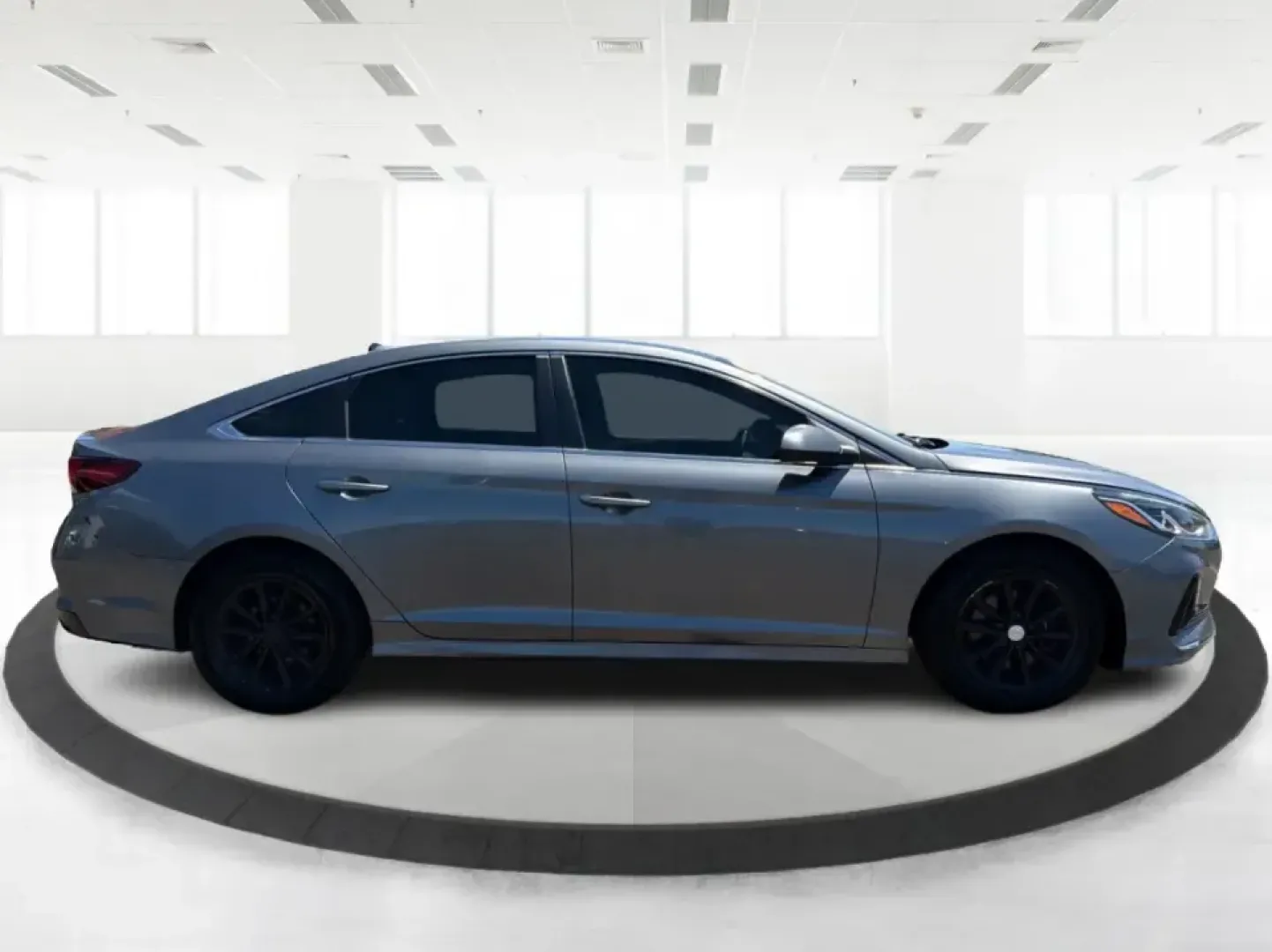 2018 Hyundai Sonata Eco (5NPE24AA3JH) with an 1.6L L4 DOHC 16V TURBO engine, 7A transmission, located at 1951 S Dayton Lakeview Rd., New Carlisle, OH, 45344, (937) 908-9800, 39.890999, -84.050255 - Need a smart, fuel-friendly sedan for a long commute to Dayton, a weekend run to Springfield, or daily school-and-grocery duty around Clark County? This 2018 Hyundai Sonata ECO is built for real life: comfortable for highway miles, easy to park in town, and efficient enough to keep your routine movi- Photo#1
