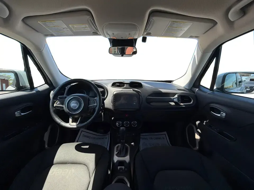 2015 Jeep Renegade Latitude (ZACCJBBT5FP) with an 2.4L L4 engine, 6-Speed Manual transmission, located at 1230 East Main St, Xenia, OH, 45385, (937) 908-9800, 39.688026, -83.910172 - Weekend adventures, snowy commutes, and day-to-day errands around Greene County feel a lot more fun when you're driving something that's compact, capable, and easy to live with. This 2015 Jeep Renegade Latitude is built for drivers who want SUV versatility without the full-size footprint-perfect for - Photo#20