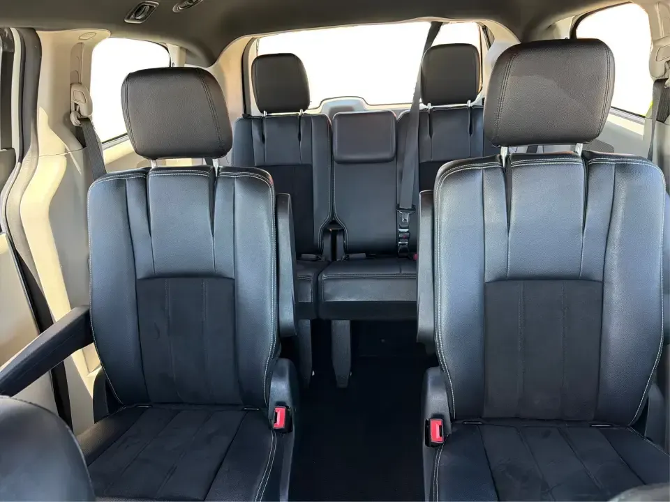 2019 Dodge Grand Caravan SXT (2C4RDGCG7KR) with an 3.6L V6 DOHC 24V engine, 6A transmission, located at 880 E. National Road, Vandalia, OH, 45377, (937) 908-9800, 39.891918, -84.183594 - Need a family-friendly ride that can handle school drop-offs, long commutes on I75, and weekend runs to the National Museum of the U.S. Air Force without feeling cramped? This 2019 Dodge Grand Caravan SXT is built for real life in Vandalia, Ohio-offering 3-row seating for 7, flexible cargo space, an- Photo#14