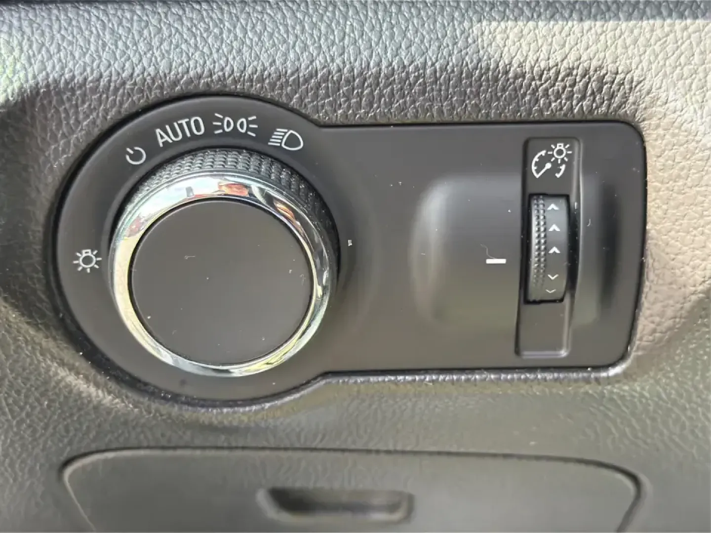 2014 Chevrolet Cruze LS Auto (1G1PA5SG0E7) with an 1.8L L4 DOHC 16V engine, 6-Speed Automatic transmission, located at 401 Woodman Dr, Riverside, OH, 45431, (937) 908-9800, 39.760899, -84.123421 - If your week is packed with work, school drop-offs, and errands up and down Woodman Dr, this 2014 Chevrolet Cruze LS Auto is the kind of practical, comfortable sedan that fits real life-easy to park, efficient for the commute, and ready for weekend runs to The Greene or a quick night out near Downto- Photo#17