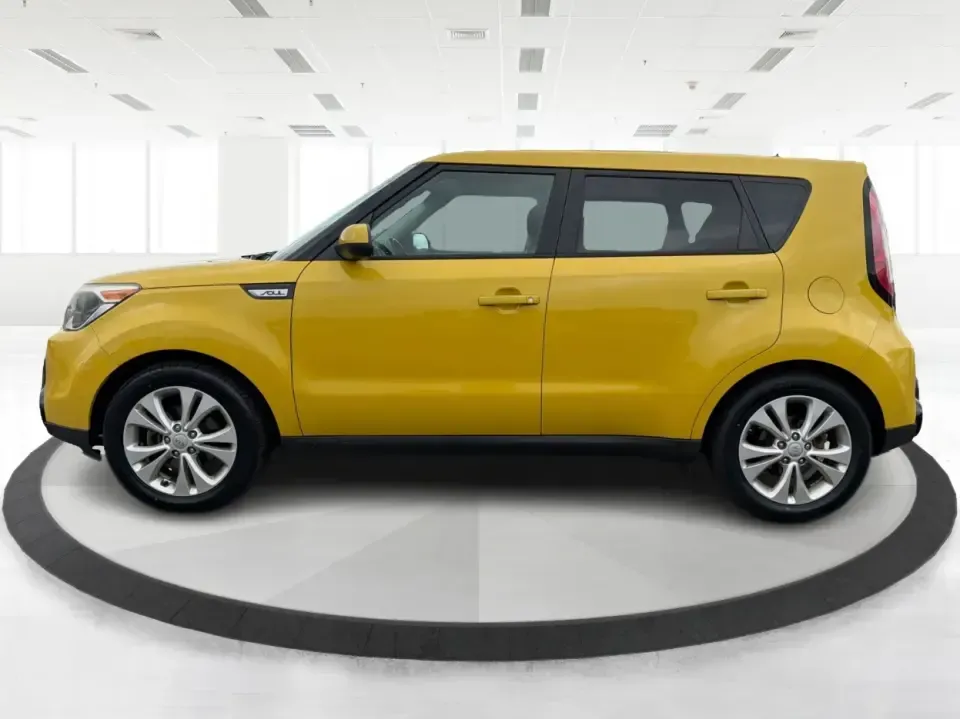 2016 Kia Soul + (KNDJP3A5XG7) with an 2.0L L4 DOHC 16V engine, 6A transmission, located at 401 Woodman Dr, Riverside, OH, 45431, (937) 908-9800, 39.760899, -84.123421 - Need a city-friendly ride that makes daily life easier-school drop-offs, a long commute to Wright-Patterson AFB, or quick weekend runs for coffee and groceries-without feeling like you're driving something ordinary? This 2016 Kia Soul + in Solar Yellow brings standout style, hatchback versatility, a - Photo#5