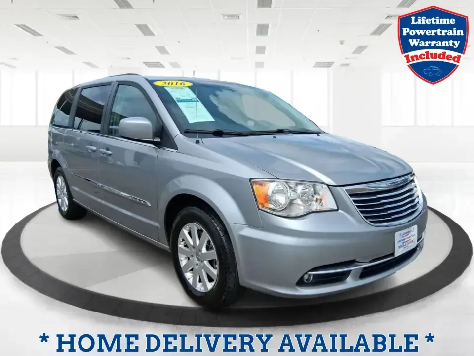 2016 Chrysler Town and Country Touring (2C4RC1BG4GR) with an 3.6L V6 DOHC 24V engine, 6A transmission, located at 1184 Kauffman Ave, Fairborn, OH, 45324, (937) 908-9800, 39.807072, -84.030914 - Load up the kids, the cooler, and the playlist-this 2016 Chrysler Town and Country Touring is built for real life in Fairborn, from school drop-offs and Wright-Patterson AFB commutes to weekend trips up I-675 and family days at Wright State University events. With its comfortable cabin, flexible s - Photo#0