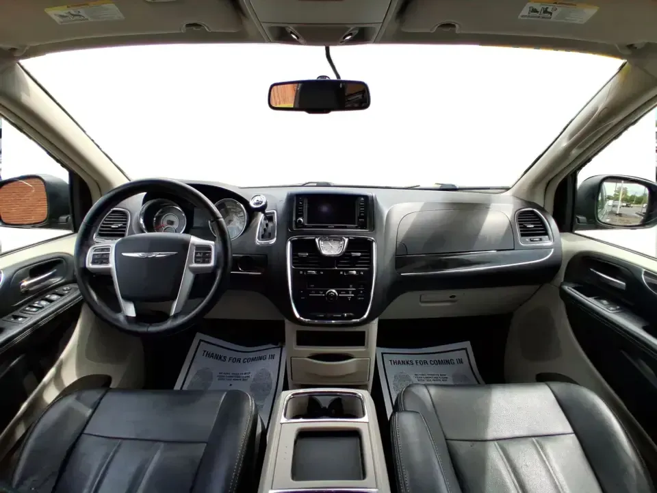 2016 Chrysler Town and Country Touring (2C4RC1BG4GR) with an 3.6L V6 DOHC 24V engine, 6A transmission, located at 1184 Kauffman Ave, Fairborn, OH, 45324, (937) 908-9800, 39.807072, -84.030914 - Load up the kids, the cooler, and the playlist-this 2016 Chrysler Town and Country Touring is built for real life in Fairborn, from school drop-offs and Wright-Patterson AFB commutes to weekend trips up I-675 and family days at Wright State University events. With its comfortable cabin, flexible s - Photo#21