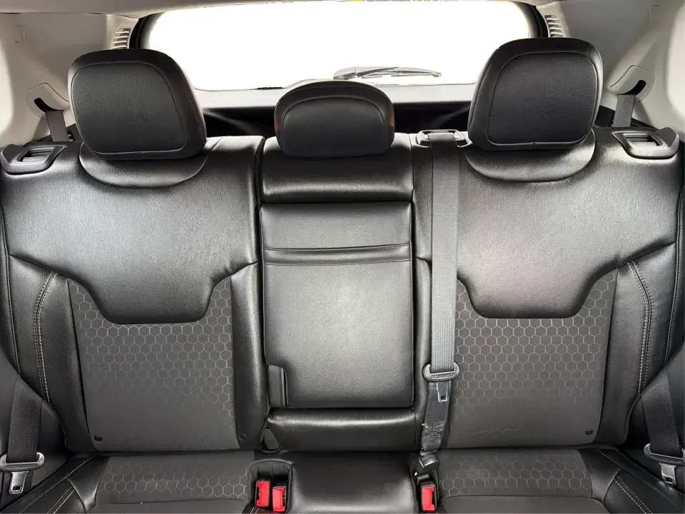 2019 Jeep Compass Sport 4WD (3C4NJDBB9KT) with an 2.4L L4 DOHC 16V engine, located at 1951 S Dayton Lakeview Rd., New Carlisle, OH, 45344, (937) 908-9800, 39.890999, -84.050255 - Picture your next Ohio road trip: loading up for a weekend at Buck Creek State Park, commuting down I70 toward Dayton, or navigating winter backroads around New Carlisle with confidence. This 2019 Jeep Compass Latitude 4x4 in striking Redline Pearlcoat is the kind of SUV that fits real life-comforta - Photo#14