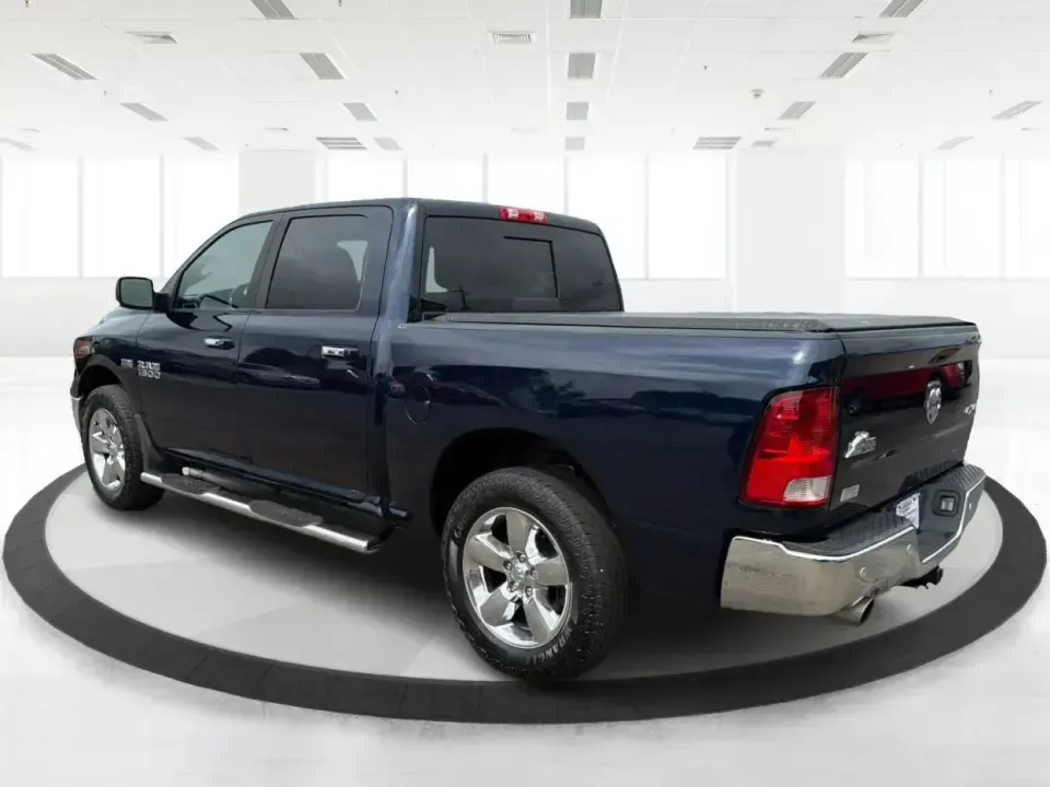 2016 Ram 1500 SLT Crew Cab SWB 4WD (3C6RR7LT3GG) with an 5.7L V8 OHV 16V engine, 6A transmission, located at 401 Woodman Dr, Riverside, OH, 45431, (937) 908-9800, 39.760899, -84.123421 - Weekend lake trips, hauling gear for a home project, or commuting from Riverside to Dayton with room for the whole crew-this 2016 Ram 1500 Big Horn Crew Cab is built for real-life schedules and real-life needs. Finished in eye-catching True Blue Pearlcoat and powered by a strong 5.7L V8, it's the ki- Photo#4