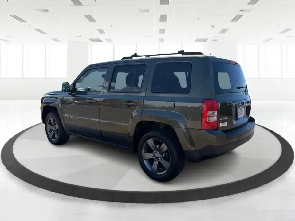 2015 Jeep Patriot Latitude 4WD (1C4NJRFB3FD) with an 2.4L L4 DOHC 16V engine, located at 8750 N County Rd 25A, Piqua, OH, 45356, (937) 908-9800, 40.164391, -84.232513 - When your weekends bounce between soccer fields, grocery runs, and quick getaways to the outdoors, you need an SUV that can handle everyday life without feeling like a chore. This 2015 Jeep Patriot Latitude 4WD is a practical, adventure-ready choice for Piqua-area drivers who want confident traction - Photo#4