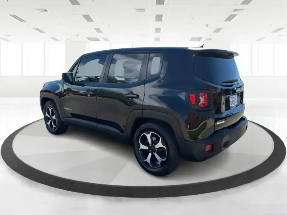 2016 Jeep Renegade Sport FWD (ZACCJAAT2GP) with an 2.4L L4 DOHC 16V engine, 6M transmission, located at 1951 S Dayton Lakeview Rd., New Carlisle, OH, 45344, (937) 908-9800, 39.890999, -84.050255 - Need a practical crossover that can handle the daily commute to Dayton, quick school runs, and spontaneous weekend escapes to Buck Creek State Park? This 2016 Jeep Renegade Sport in Black is built for real-life Ohio driving-easy to park downtown, confident on I70 and Route 235, and versatile enough- Photo#4