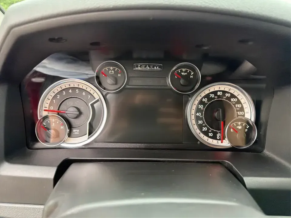 2017 Ram 1500 SLT Crew Cab LWB 4WD (1C6RR7TT6HS) with an 5.7L V8 OHV 16V engine, 8A transmission, located at 8750 N County Rd 25A, Piqua, OH, 45356, (937) 908-9800, 40.164391, -84.232513 - Weekday workhorse, weekend adventure rig, and road-trip-ready family hauler all in one-this **2017 Ram 1500 SLT Crew Cab LWB 4WD** is built for life in West Central Ohio. Whether you're commuting from Piqua to Troy, hauling gear out toward Indian Lake, or towing a trailer for a Saturday project, thi- Photo#14