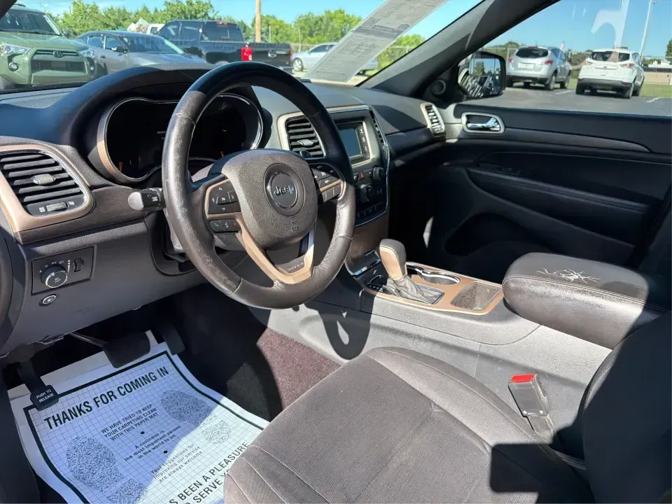 2016 Jeep Grand Cherokee Laredo 2WD (1C4RJEAG4GC) with an 3.6L V6 DOHC 24V engine, 8A transmission, located at 401 Woodman Dr, Riverside, OH, 45431, (937) 908-9800, 39.760899, -84.123421 - Picture your next week: a smooth commute down Route 35, a quick grocery run near Woodman Drive, and a Saturday escape to Carillon Historical Park or a family meet-up at Riverscape MetroPark-without feeling cramped or worn out. This 2016 Jeep Grand Cherokee Laredo 2WD is built for real life in the Mi- Photo#9