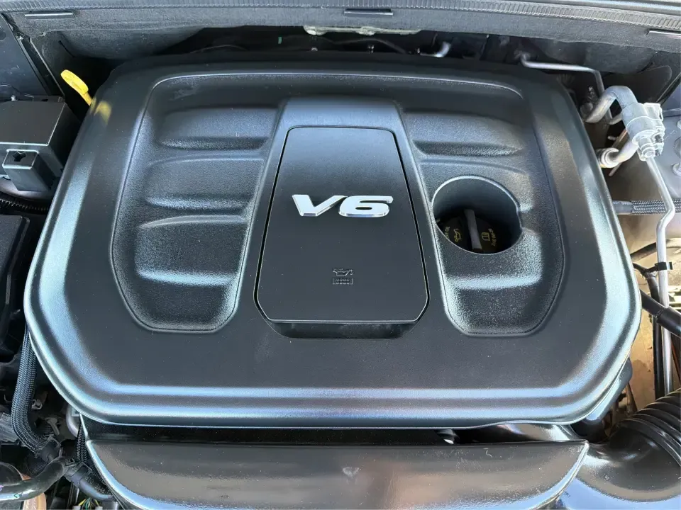 2016 Jeep Grand Cherokee Laredo 2WD (1C4RJEAG4GC) with an 3.6L V6 DOHC 24V engine, 8A transmission, located at 401 Woodman Dr, Riverside, OH, 45431, (937) 908-9800, 39.760899, -84.123421 - Picture your next week: a smooth commute down Route 35, a quick grocery run near Woodman Drive, and a Saturday escape to Carillon Historical Park or a family meet-up at Riverscape MetroPark-without feeling cramped or worn out. This 2016 Jeep Grand Cherokee Laredo 2WD is built for real life in the Mi- Photo#11