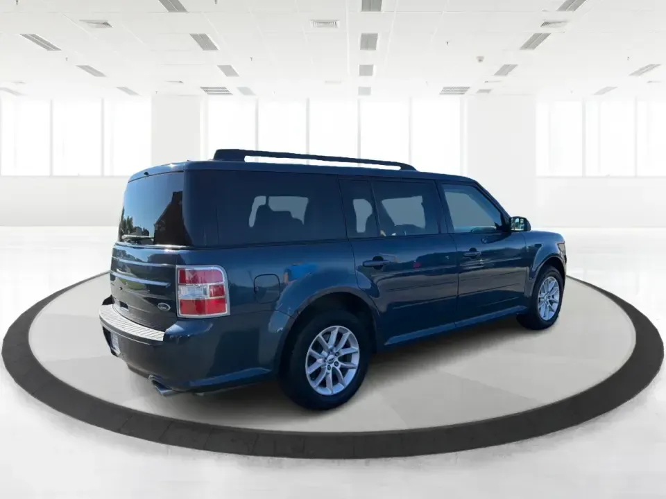2016 Ford Flex SE FWD (2FMGK5B81GB) with an 3.5L V6 DOHC 24V engine, 6A transmission, located at 1099 N County Rd 25A, Troy, OH, 45373, (937) 908-9800, 40.057079, -84.212883 - Need one vehicle that can handle school drop-offs, long commutes down I75, and a full weekend of gear for a trip to Charleston Falls Preserve? This 2016 Ford Flex SE FWD is built for real life in Troy, Ohio-roomy for growing families, comfortable for daily drivers, and flexible (pun intended) for an - Photo#2