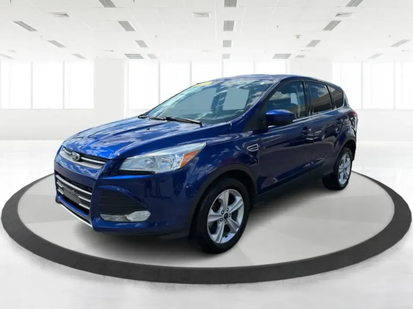 2016 Ford Escape SE FWD (1FMCU0G94GU) with an 2.0L L4 DOHC 16V engine, 6-Speed Automatic transmission, located at 1099 N County Rd 25A, Troy, OH, 45373, (937) 908-9800, 40.057079, -84.212883 - Pack up the kids, load the groceries, or point the nose toward a weekend getaway-this 2016 Ford Escape SE FWD is the kind of compact SUV that fits real life in Troy, Ohio. With seating for five, versatile cargo space, and fuel-friendly efficiency (23 city / 32 highway MPG), it's a smart match for co- Photo#8