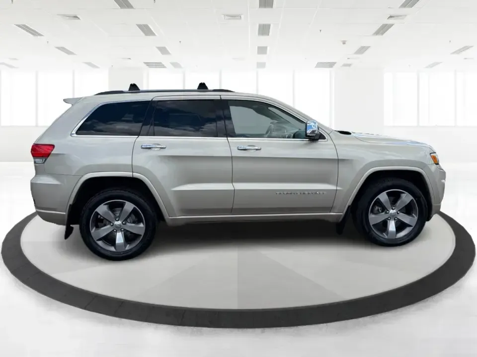 2015 Jeep Grand Cherokee Overland 4WD (1C4RJFCT9FC) with an 5.7L V8 OHV 16V engine, 8-Speed Automatic transmission, located at 880 E. National Road, Vandalia, OH, 45377, (937) 908-9800, 39.891918, -84.183594 - Load up the family, point the hood toward a weekend getaway, and let a V8 Grand Cherokee make the drive feel like part of the adventure. This 2015 Jeep Grand Cherokee Overland 4WD is the kind of SUV that fits real life in Vandalia-school drop-offs, long commutes down I75, and spontaneous trips to th - Photo#1