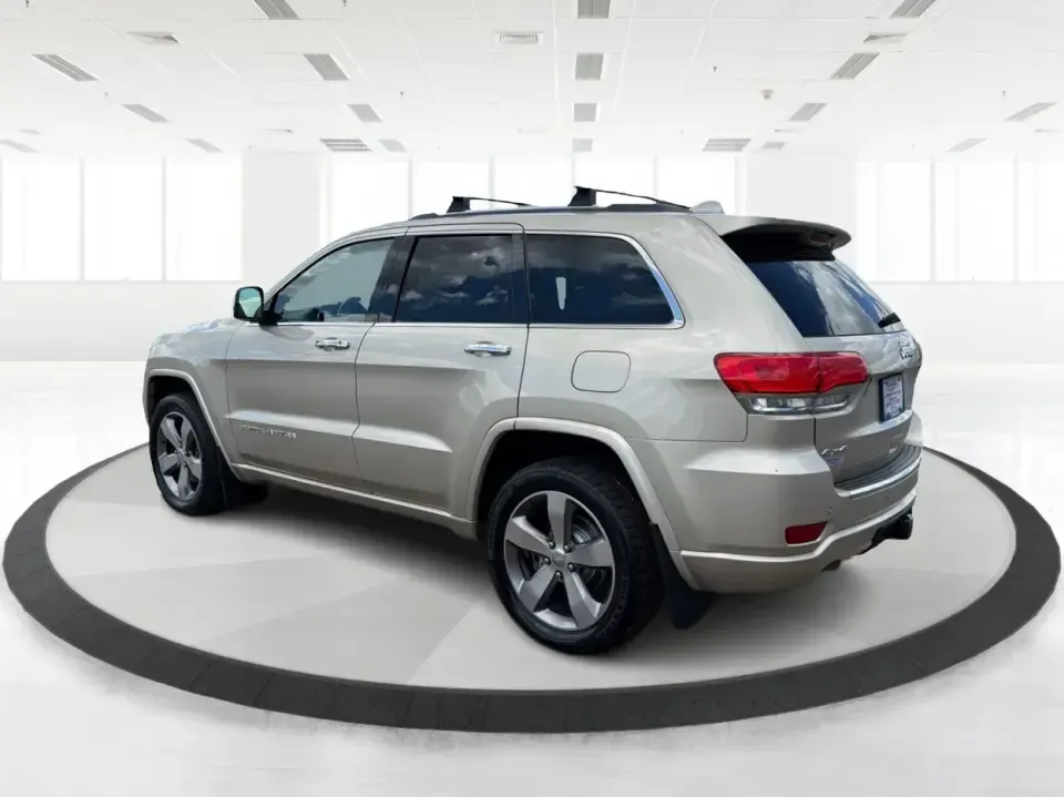 2015 Jeep Grand Cherokee Overland 4WD (1C4RJFCT9FC) with an 5.7L V8 OHV 16V engine, 8-Speed Automatic transmission, located at 880 E. National Road, Vandalia, OH, 45377, (937) 908-9800, 39.891918, -84.183594 - Load up the family, point the hood toward a weekend getaway, and let a V8 Grand Cherokee make the drive feel like part of the adventure. This 2015 Jeep Grand Cherokee Overland 4WD is the kind of SUV that fits real life in Vandalia-school drop-offs, long commutes down I75, and spontaneous trips to th - Photo#4