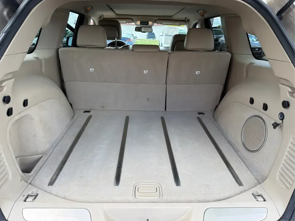 2015 Jeep Grand Cherokee Overland 4WD (1C4RJFCT9FC) with an 5.7L V8 OHV 16V engine, 8-Speed Automatic transmission, located at 880 E. National Road, Vandalia, OH, 45377, (937) 908-9800, 39.891918, -84.183594 - Load up the family, point the hood toward a weekend getaway, and let a V8 Grand Cherokee make the drive feel like part of the adventure. This 2015 Jeep Grand Cherokee Overland 4WD is the kind of SUV that fits real life in Vandalia-school drop-offs, long commutes down I75, and spontaneous trips to th - Photo#12
