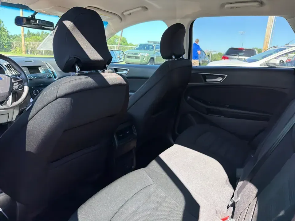 2015 Ford Edge SEL AWD (2FMTK4J87FB) with an 3.5L V6 DOHC 24V engine, 6-Speed Automatic transmission, located at 1184 Kauffman Ave, Fairborn, OH, 45324, (937) 908-9800, 39.807072, -84.030914 - Weekend road trips to Yellow Springs, snowy commutes to Wright-Patterson AFB, and everyday school-drop runs around Fairborn all call for an SUV that feels confident, comfortable, and easy to live with. This 2015 Ford Edge SEL AWD is built for real life in Ohio-room for five, versatile cargo space, a- Photo#10