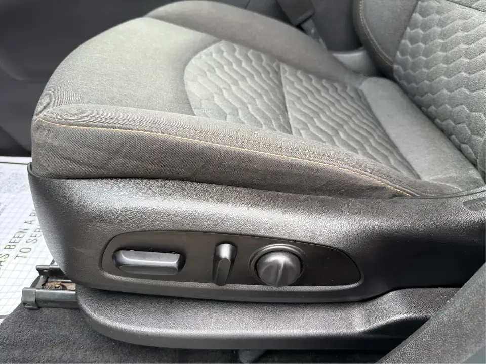 2019 Chevrolet Equinox LT AWD (3GNAXUEV8KS) with an 1.5L L4 DOHC 16V TURBO engine, 6A transmission, located at 1184 Kauffman Ave, Fairborn, OH, 45324, (937) 908-9800, 39.807072, -84.030914 - Pack up the kids, load the groceries, or point the hood toward a last-minute weekend getaway-this 2019 Chevrolet Equinox LT AWD is the kind of SUV that fits real life in Fairborn. With seating for five, a versatile cargo area, and all-wheel drive confidence for Ohio's unpredictable weather, it's a s- Photo#18