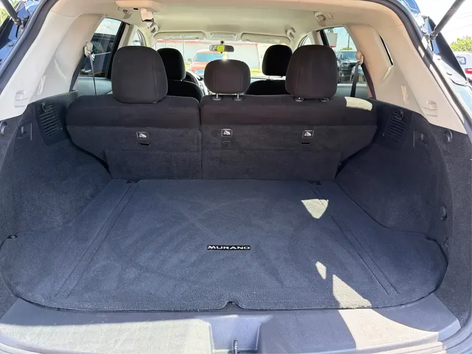2015 Nissan Murano Platinum AWD (5N1AZ2MH4FN) with an 3.5L V6 DOHC 24V engine, Continuously Variable Transmission transmission, located at 1230 East Main St, Xenia, OH, 45385, (937) 908-9800, 39.688026, -83.910172 - Picture your next weekend escape: five seats filled, luggage packed, and you're cruising from Xenia toward Caesar Creek or up I675 for dinner in Beavercreek-comfortable, confident, and ready for Ohio's changing weather. This 2015 Nissan Murano Platinum AWD is the kind of SUV that fits real life, whe- Photo#11