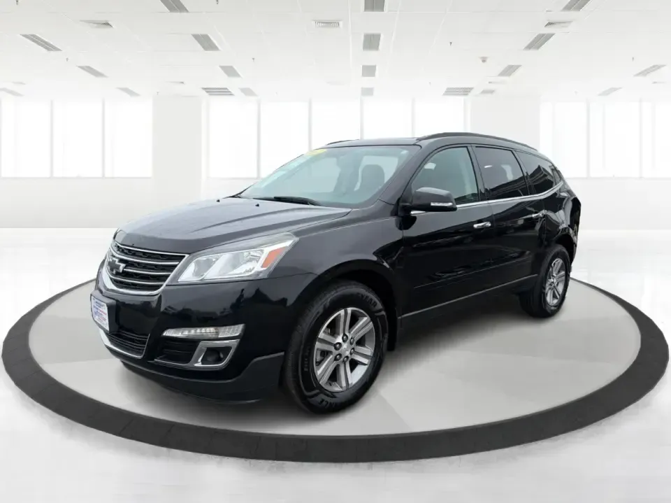 2017 Chevrolet Traverse 2LT AWD (1GNKVHKD4HJ) with an 3.6L V6 DOHC 24V engine, 6A transmission, located at 4508 South Dixie Dr, Moraine, OH, 45439, (937) 908-9800, 39.689976, -84.218452 - Pack up the kids, load the cooler, and point the GPS toward your next weekend getaway-this 2017 Chevrolet Traverse 2LT AWD is built for real-life schedules and real Ohio weather. With seating for up to 7 passengers, available all-wheel drive confidence, and family-friendly flexibility, it's an easy- Photo#8