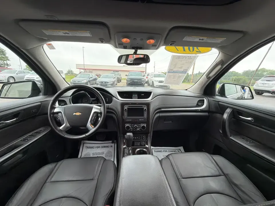 2017 Chevrolet Traverse 2LT AWD (1GNKVHKD4HJ) with an 3.6L V6 DOHC 24V engine, 6A transmission, located at 4508 South Dixie Dr, Moraine, OH, 45439, (937) 908-9800, 39.689976, -84.218452 - Pack up the kids, load the cooler, and point the GPS toward your next weekend getaway-this 2017 Chevrolet Traverse 2LT AWD is built for real-life schedules and real Ohio weather. With seating for up to 7 passengers, available all-wheel drive confidence, and family-friendly flexibility, it's an easy- Photo#21