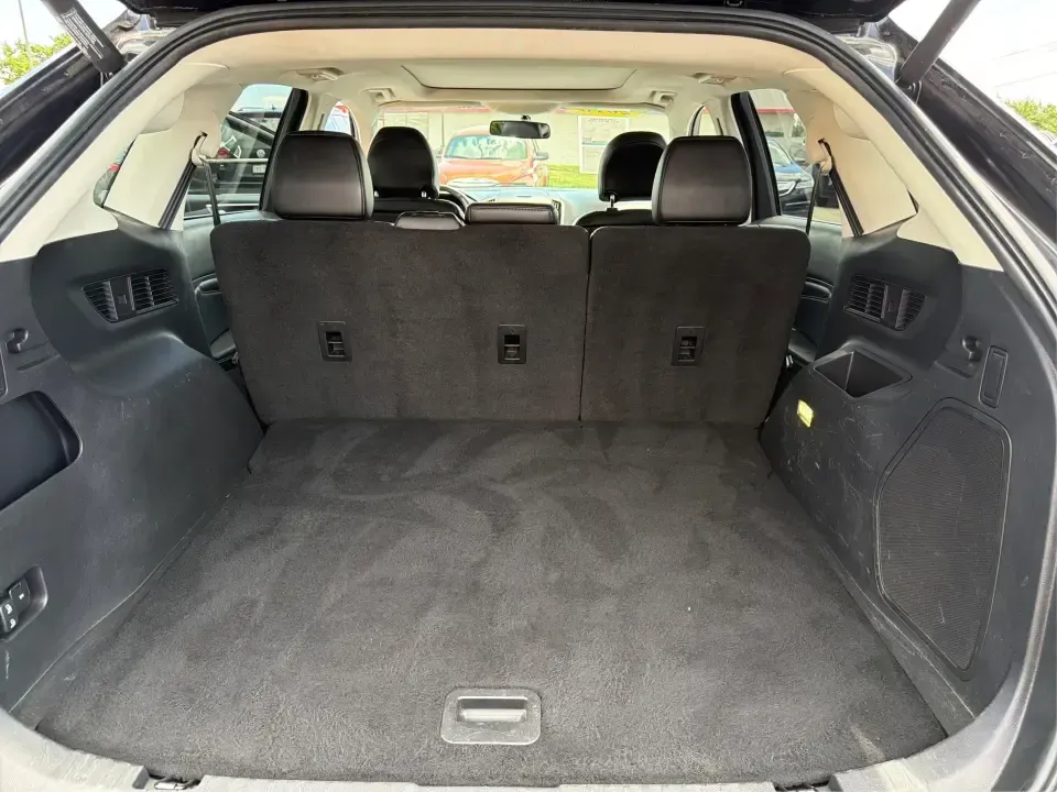2016 Ford Edge Titanium (2FMPK3K97GB) with an 2.0L L4 DOHC 16V engine, 6A transmission, located at 401 Woodman Dr, Riverside, OH, 45431, (937) 908-9800, 39.760899, -84.123421 - Need an SUV that can handle the weekday grind to Wright-Patterson, school drop-offs, and spontaneous weekend getaways without feeling like a compromise? This 2016 Ford Edge Titanium is built for real life in the Miami Valley-comfortable for long commutes, roomy for growing families, and refined enou - Photo#11