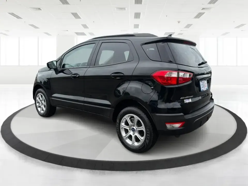 2020 Ford EcoSport SE AWD (MAJ6S3GL0LC) with an 2.0L L4 DOHC 16V engine, 6A transmission, located at 880 E. National Road, Vandalia, OH, 45377, (937) 908-9800, 39.891918, -84.183594 - 2020 Ford EcoSport SE AWD - Photo#4