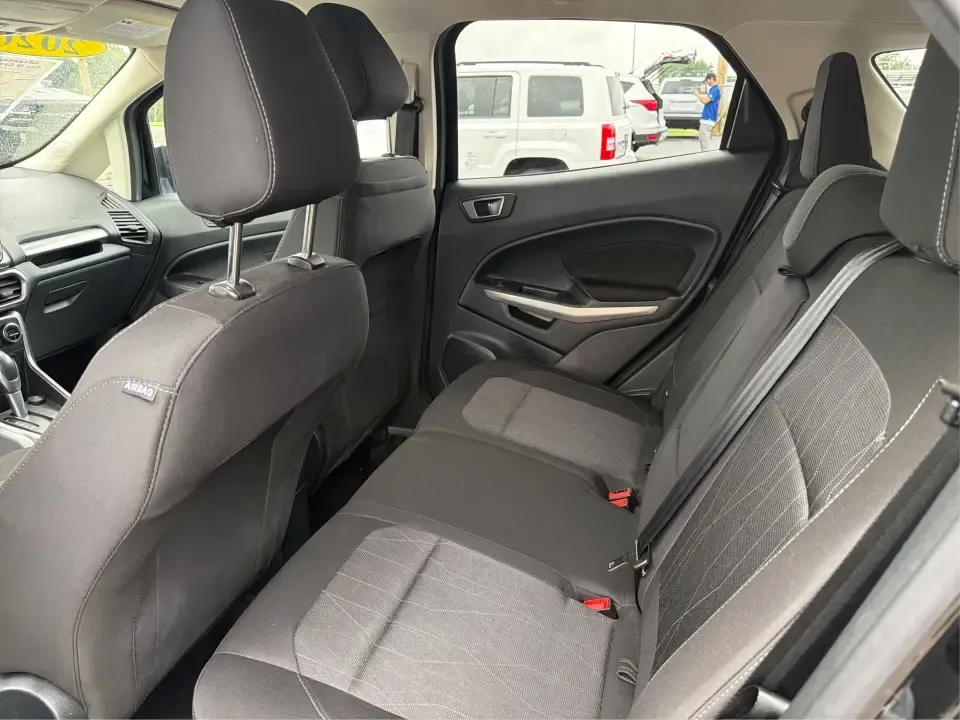 2020 Ford EcoSport SE AWD (MAJ6S3GL0LC) with an 2.0L L4 DOHC 16V engine, 6A transmission, located at 880 E. National Road, Vandalia, OH, 45377, (937) 908-9800, 39.891918, -84.183594 - 2020 Ford EcoSport SE AWD - Photo#10